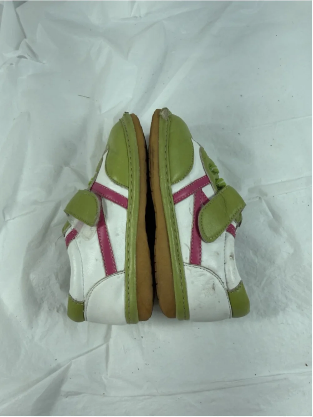 Hide & Squeak Toddler Girl's Green Strapped Shoes Sz 9/25